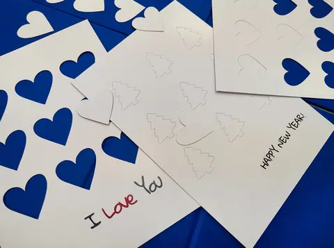 Фигурная резка плотной бумаги: сердечки и ёлочки