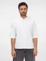 белый