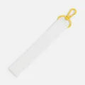 белый
