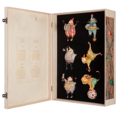 Новогодние елочные игрушки