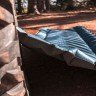 Надувной коврик Armored V, серо-голубой