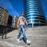 Футболка «На шаг впереди», серый меланж